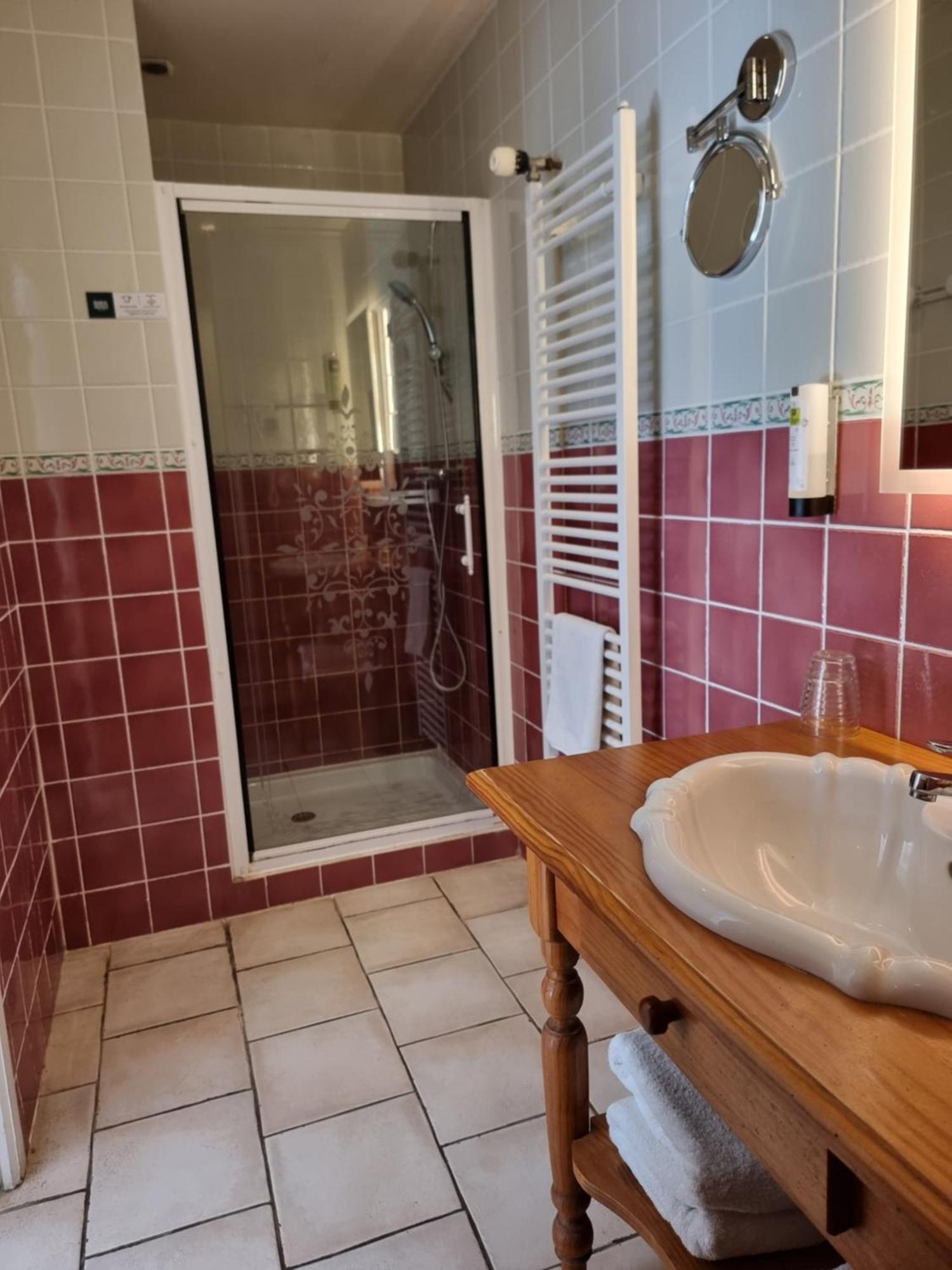 Le Relais Des Dalles - Hotel & Restaurant Сассто-ле-Мокондюї Екстер'єр фото