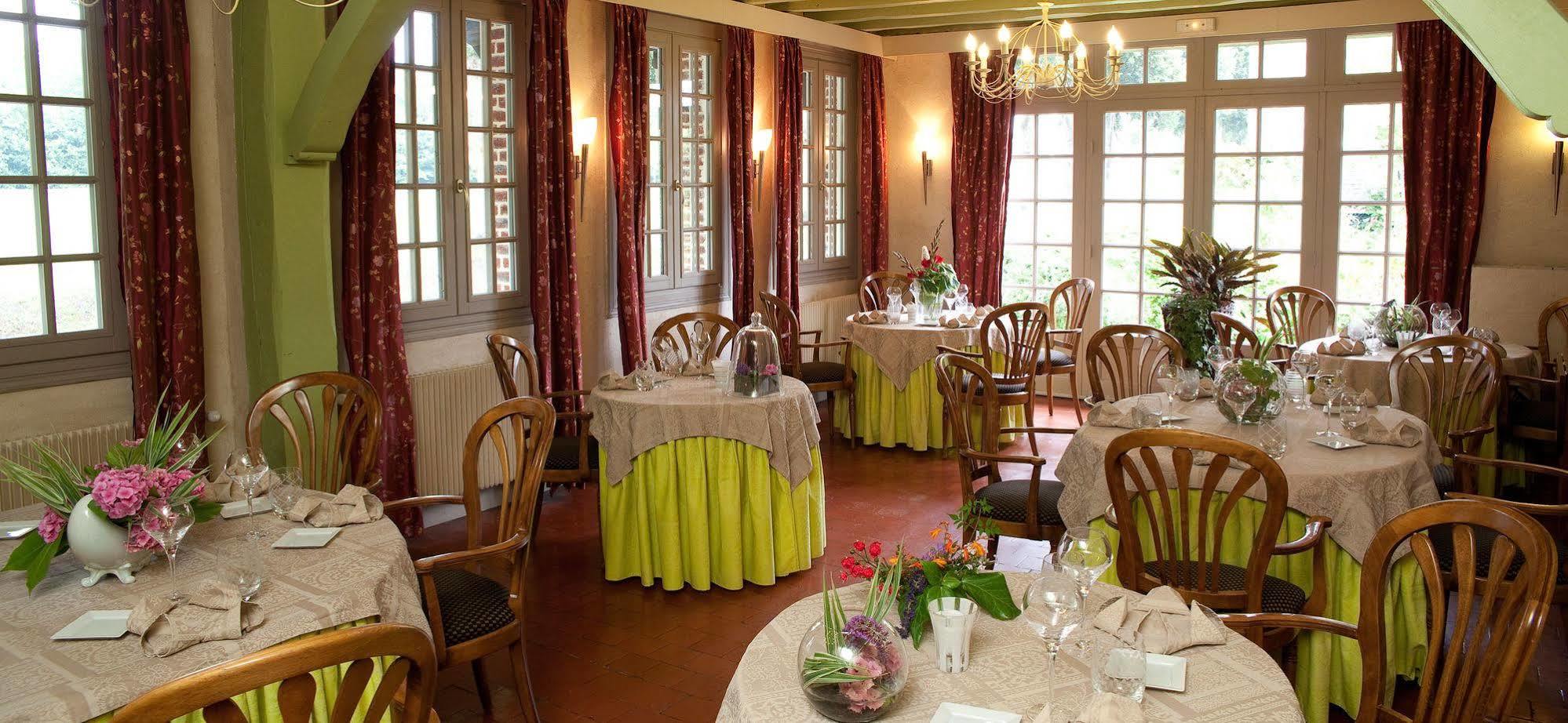 Le Relais Des Dalles - Hotel & Restaurant Сассто-ле-Мокондюї Екстер'єр фото